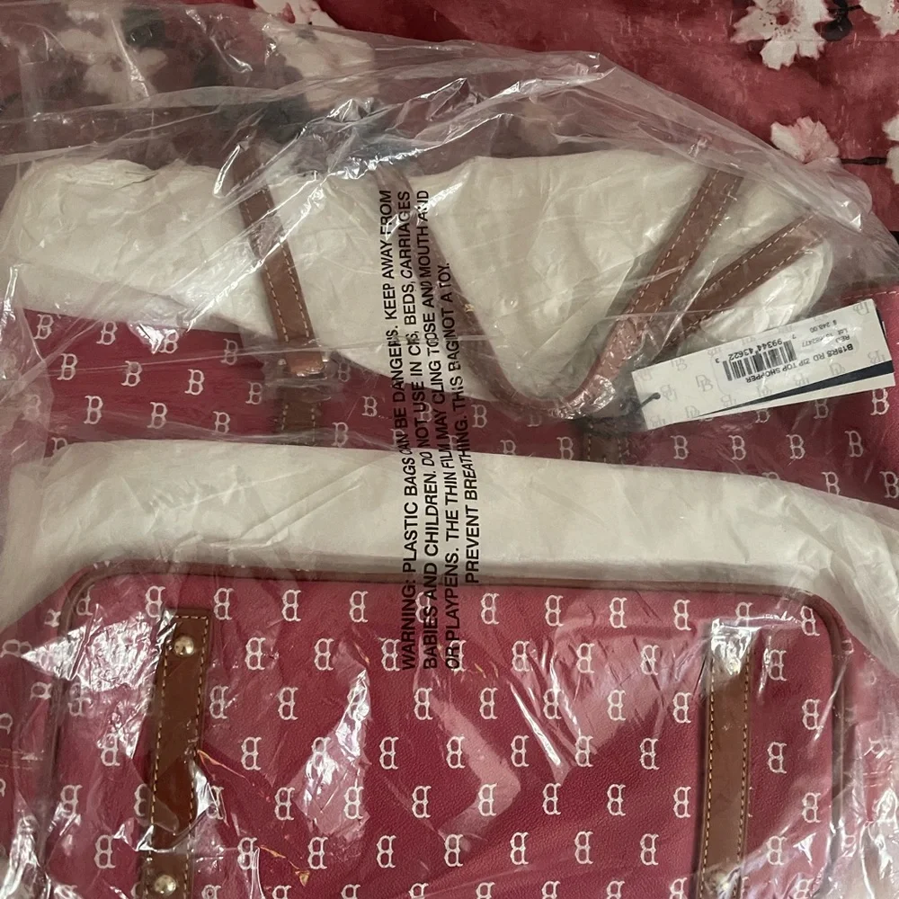 Dooney & Bourke red Tote with Logo Pattern - Picture 3 of 5